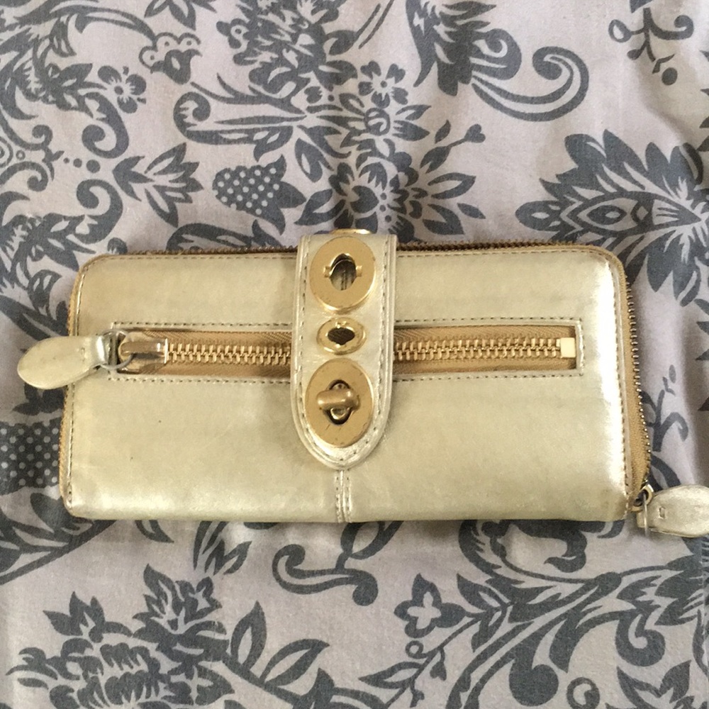 COACH leather wallet gold metallic